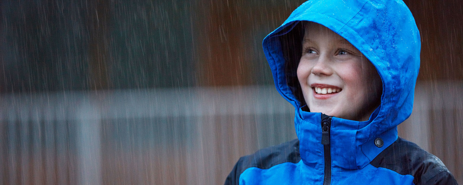 Ligner sløring indgang Så väljer du rätt regnkläder och regnställ till barnen | Intersport